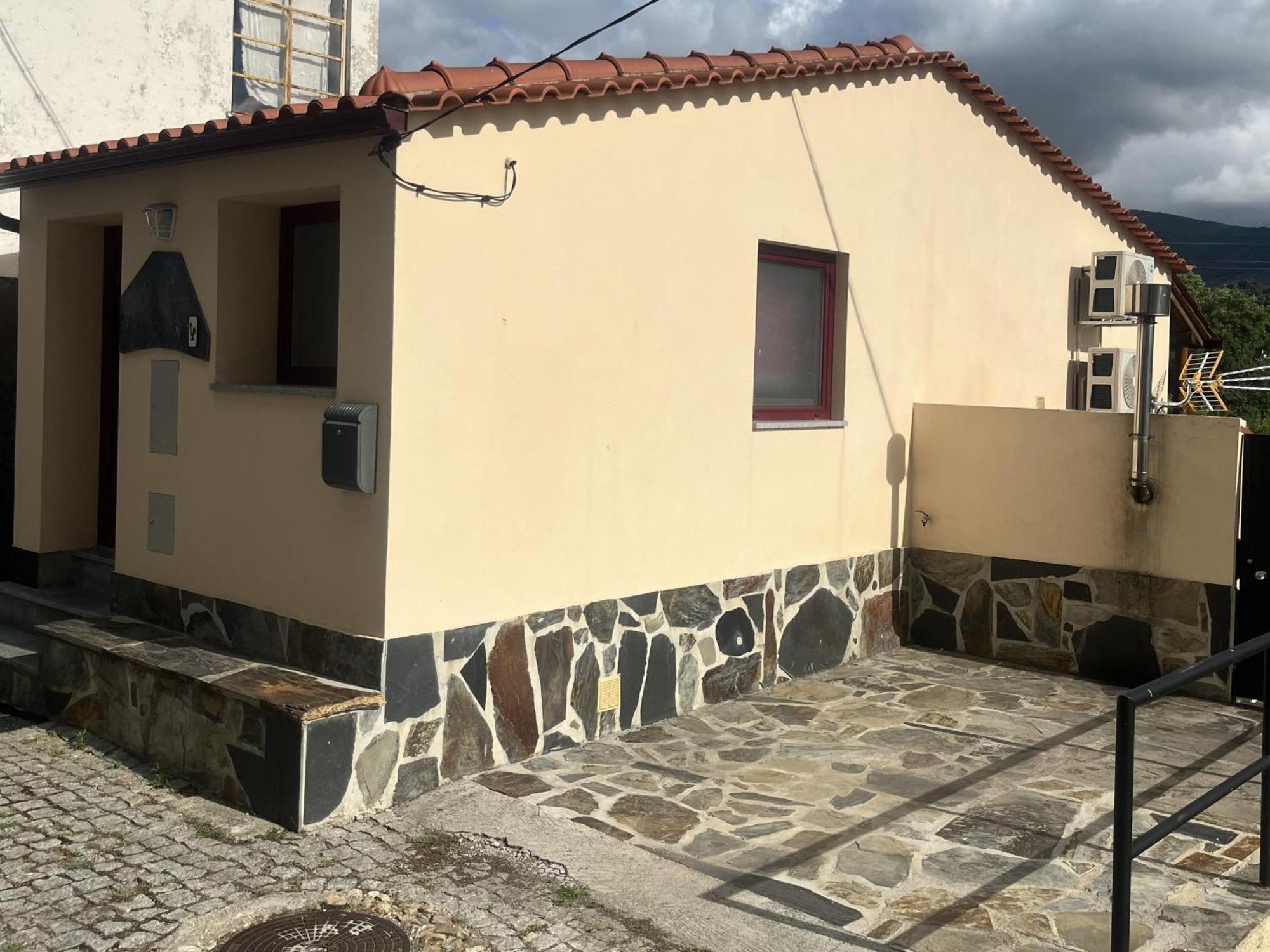 A Pequena Casa Coja Central Portugal Mountains Extérieur photo